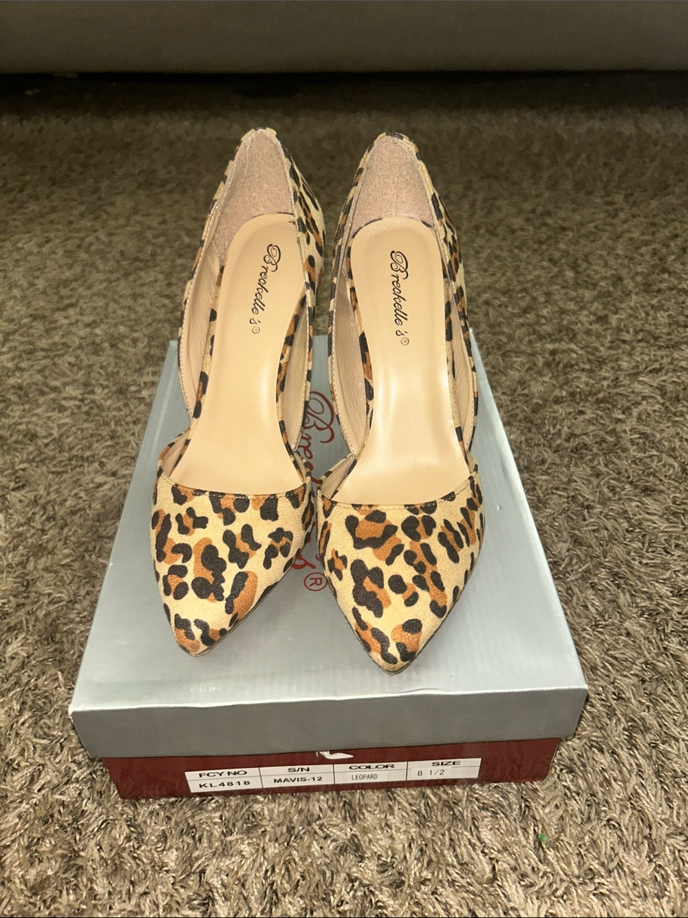 Breckelles Leopard Print Pointed Toe Pumps in Tan and Black